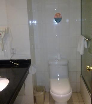 Green Tree Inn Gaoyou Tonghu Road Beihai Express Hotel Dương Châu Ngoại thất bức ảnh